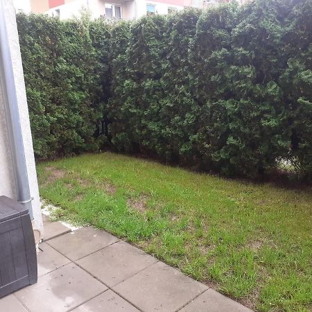 Sloneczny Apartament Z Malym Ogrodkiem Wejherowo Zewnętrze zdjęcie