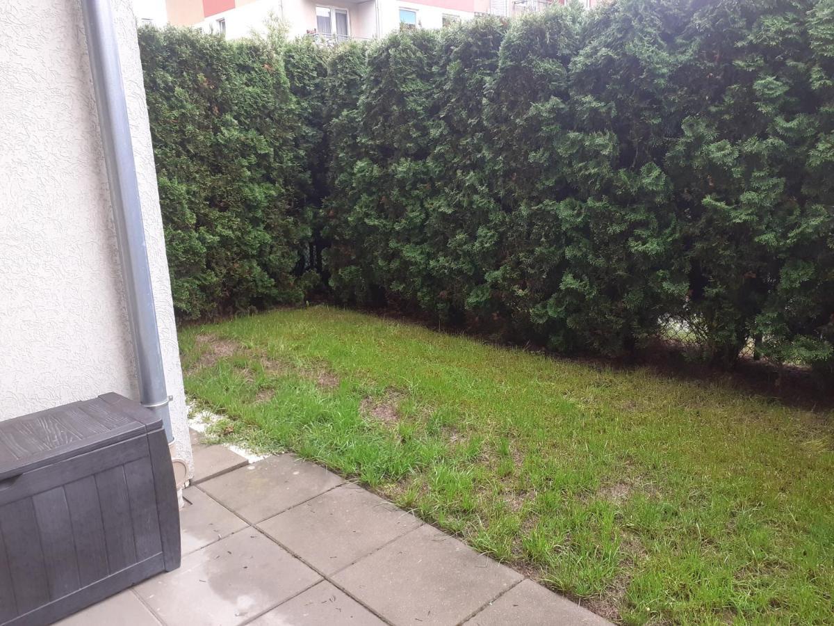 Sloneczny Apartament Z Malym Ogrodkiem Wejherowo Zewnętrze zdjęcie