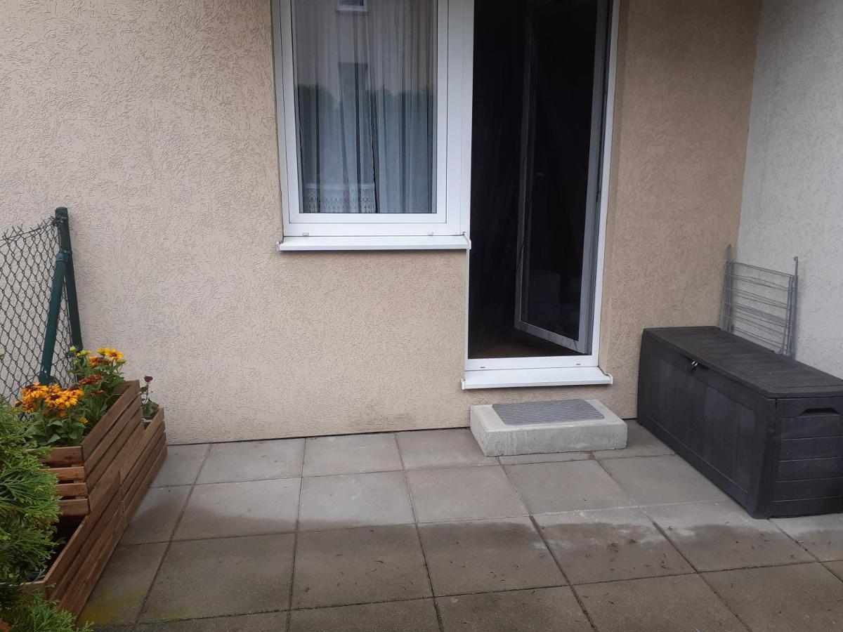 Sloneczny Apartament Z Malym Ogrodkiem Wejherowo Zewnętrze zdjęcie